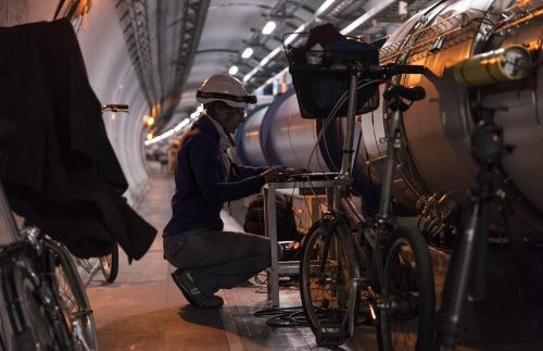 Un esperto arregla el fallo del LHC