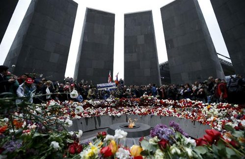 Monumento en honor de las víctimas armenias 