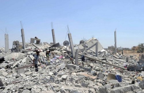 Casas convertidas en escombros en Gaza